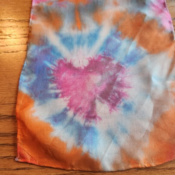 2/$20 SALE! Lovely silk scarf - Picture 5 of 7